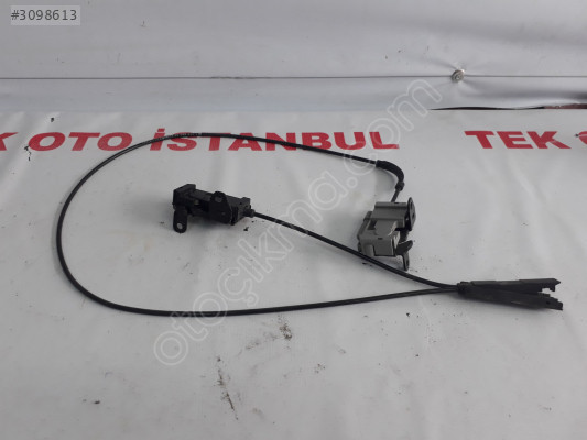 Mercedes C 205 KAPUT KİLİDİ  SAĞ SOL