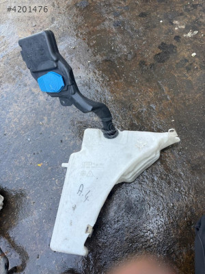 2014 AUDI A4 SILECEK SUYU DEPOSU