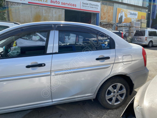 2009 Hyundai Accent Era Sol Arka Kapı