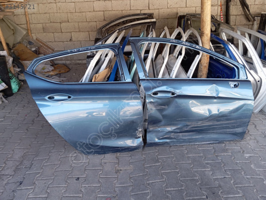 Opel k kasa sağ arka kapı 2018 2024 arası