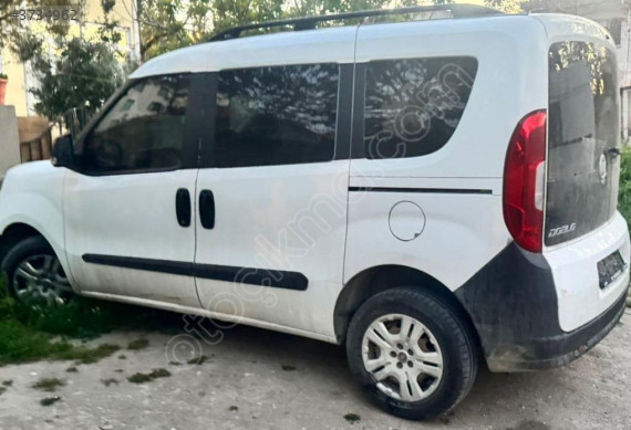 2016 FİAT DOBLO ÇIKMA HATASIZ BOYASIZ SOL ÖN KAPI