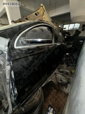 AUDİ Q7 SOL ÖN KAPI KONUK OTO