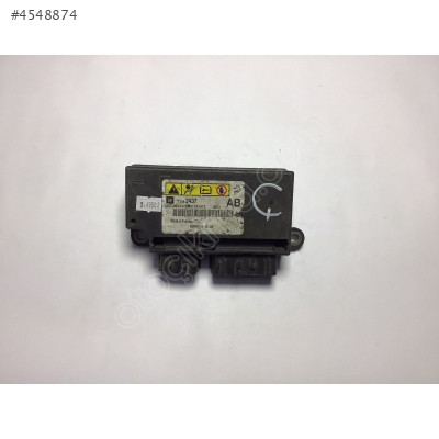 Opel Astra J Airbag Beyni 13582437 AB