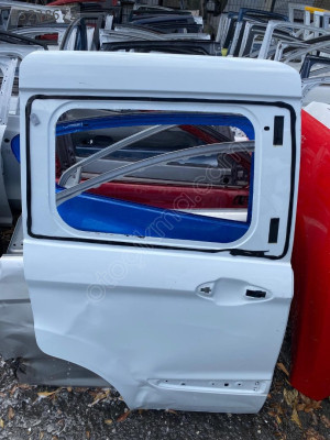 MİRİM OTODAN FORD COURİER SAĞ SÜRGÜLÜ KAPI GÖÇÜKLÜK