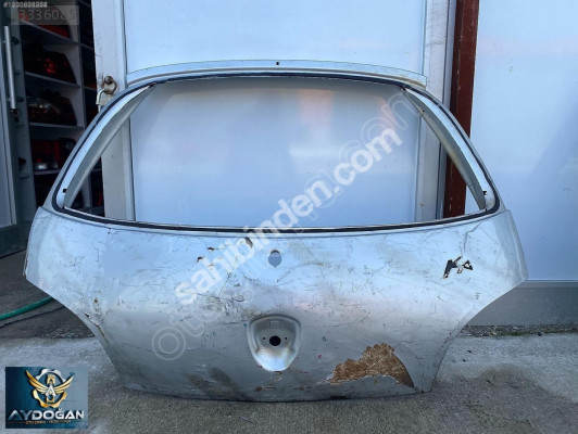 OTO CEM'DEN ÇIKMA FORD KA ARKA BAGAJ KAPAĞI