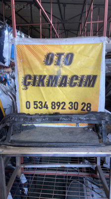 Vw tiguan ön tampon demiri