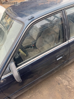 Mazda 626 sol ön kapı orijinal