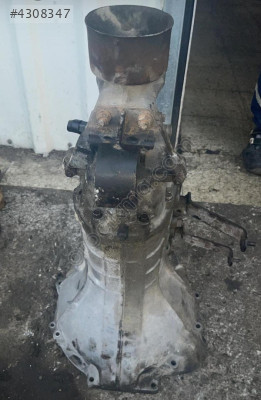 HYUNDAİ H100 MİNİBÜS ÇIKMA ŞANZUMAN                   (XS1212S25)