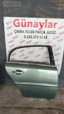 OPEL VECTRA C SAĞ ARKA KAPI