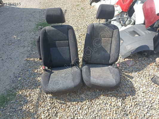 Hyundai Getz Ön Sağ Ve Sol Koltuk
