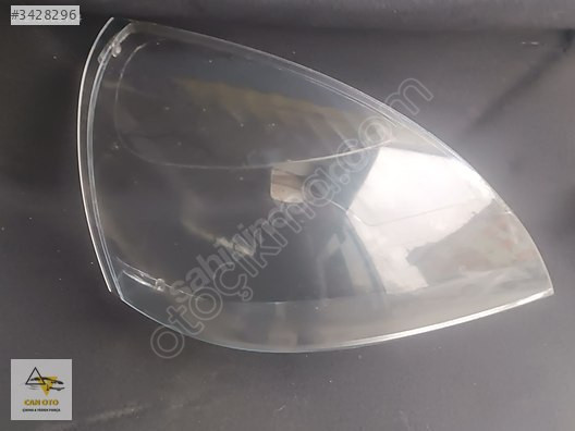 Renault Clio sağ far camı