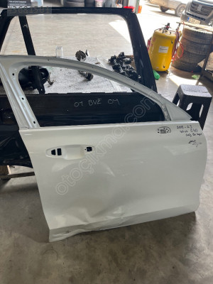 VOLVO S60 SAĞ ÖN KAPI ORJİNAL ÇIKMA PARÇA