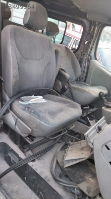 Renault trafic ön arka koltuklar