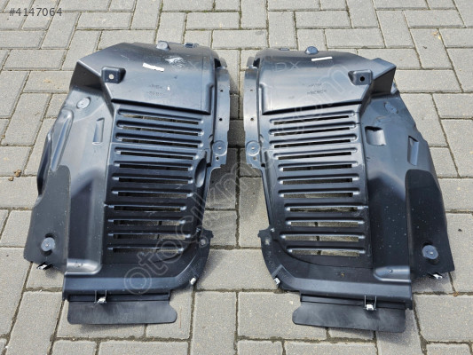 MASERATI GRECALE DAVLUMBAZ 670157088