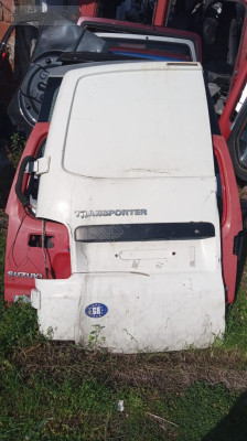 Transporter T5,t6 sol arka bagaj kapağı yedek parça
