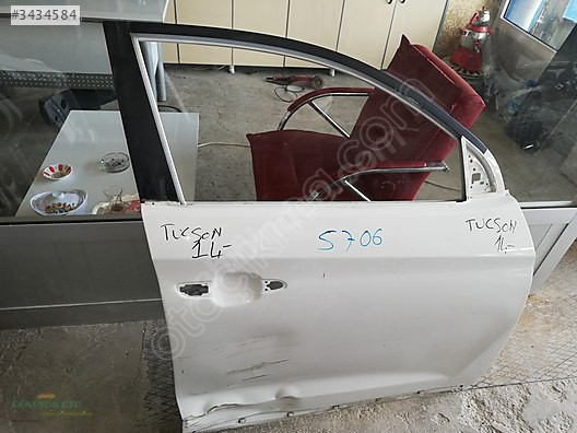 HYUNDAİ TUCSON ÇIKMA SAĞ ÖN KAPI
