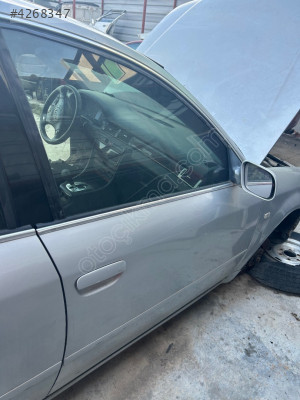 Audi A6 Quattro sağ ön kapı