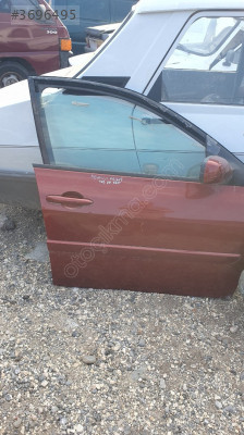 Renault Megane sağ ön kapı