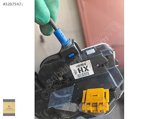 ASTRA J ON SAĞ KAPI KILIDI 13579515