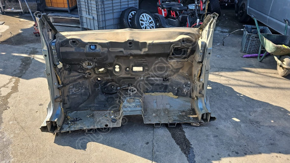 citroen berlingo 2012 kesme ön çeyrek/podye (son fiyat)
