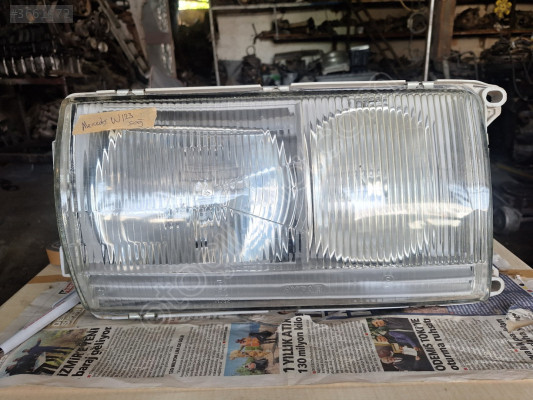 Mercedes w123 sağ far