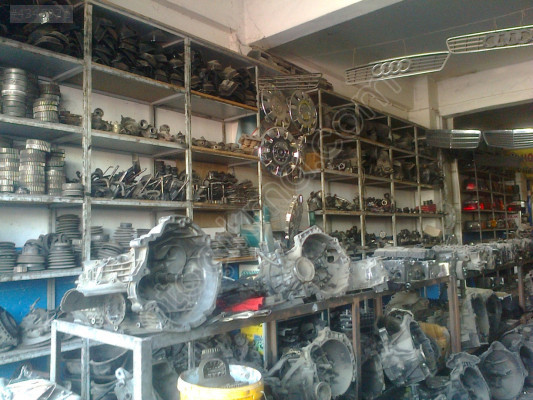 AUDI 80 ŞANZUMAN OTO FİKRET GÜVENCESİYLE