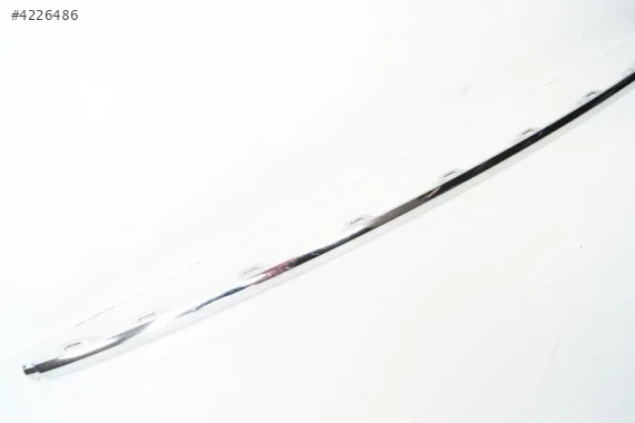 3G8853245  ORJİNAL ÖN TAMPON ORTA PANJUR SÜS ÇITASI ARTEON 2017>>