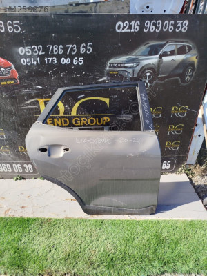 KİA STONİC SAĞ ARKA KAPI ORİJİNAL ÇIKMA 2020-2024