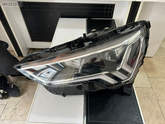 AUDİ Q3 SOL ÖN FAR 2019-2024