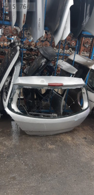 Opel Astra H Modeli için Güçmanlar Bagaj Kapağı