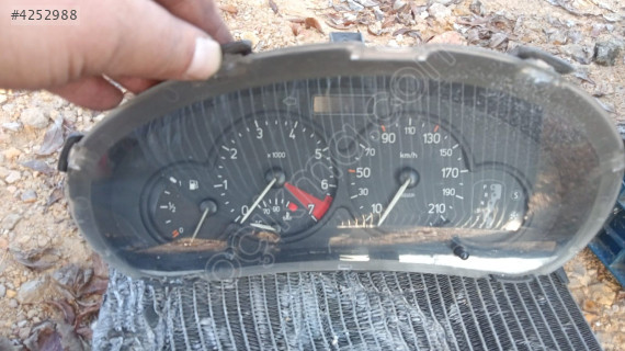 Peugeot 206 otomatik vites km saati