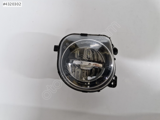 BMW F10 LCİ 520 SAĞ ÖN SİS FARI LEDLİ 2014-2017