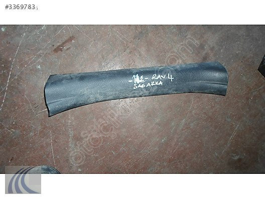 TOYOTA RAV4 2007 ÇIKMA SAĞ ARKA MARŞBEL PLASTİĞİ
