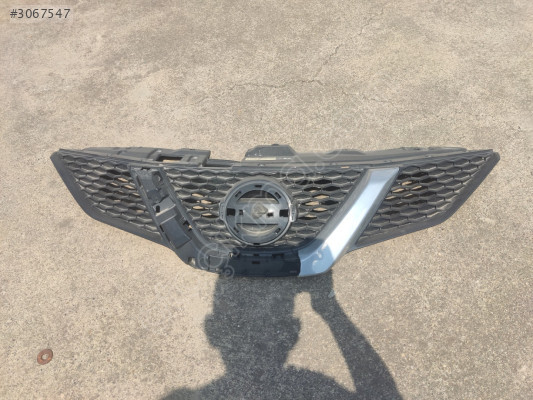 Nissan Qashqai ön panjur