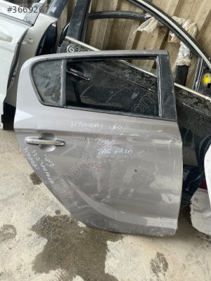 HYUNDAİ İ20 SAĞ ARKA KAPI ÇIKMA ORJİNAL