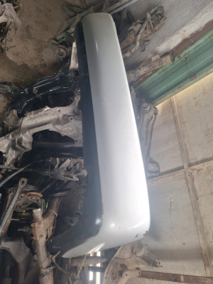 Toyota Corolla 1993-1998 arka tampon