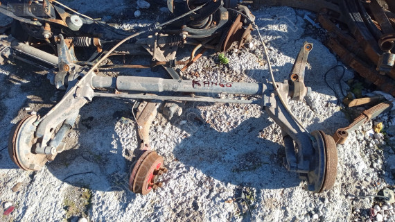 1.9 Kangoo arka torsiyon dingil