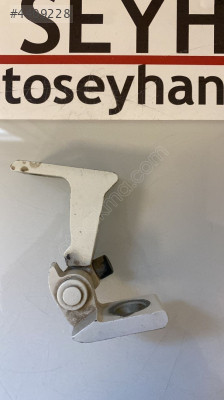 5H0831401 Volkswagen Golf 8 sol ön kapı alt menteşesi