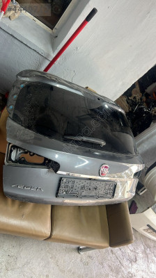 Fiat Egea cros bagaj kapağı dolu hatasız