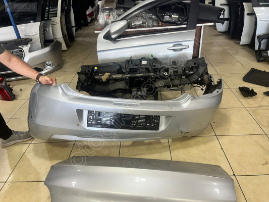 PEUGEOT 301 ARKA TAMPON