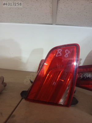 VOLKSWAGEN PASSAT  B8 SAĞ STOP