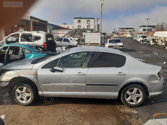 PEJO 407 MODEL 2006 MODEL SOL ÖN KAPI DOLU AZ HASARLI