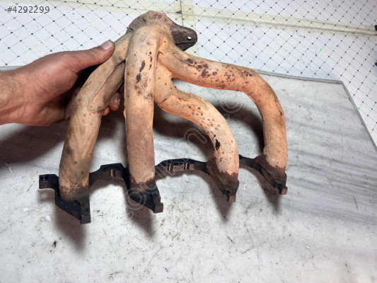 RENAULT MEGANE 1-98 2.0 MOTOR EGZOZ MANİFOLDU