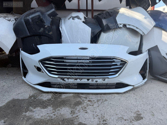 2019+2022 Ford Focus Ön tampon