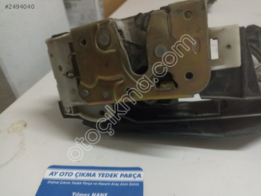 Focus 1 ön sağ kapı kilidi orj Ford
