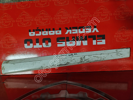 RENAULT FLUENCE 2009-15 SAĞ ÖN KAPI BANDI ÇIKMA PARÇA