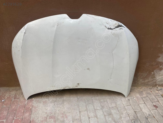 MEGANE 4 MOTOR KAPUTU ORİJİNAL ÇIKMA