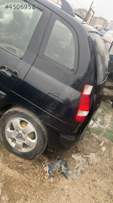 Hyundai Madrix sağ arka Çamurluk