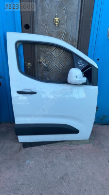2023 doblo sağ ön kapı dolu