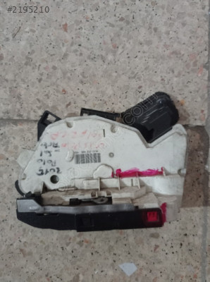 6R4930015A 10-16 VW POLO ORJİNAL ÇIKMA SOL ARKA KAPI KİLİDİ